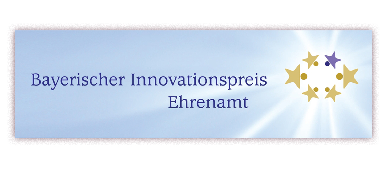Banner mit der Aufschrift "Bayerischer Innovationspreis Ehrenamt".